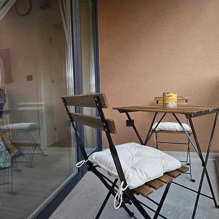 Richi Rooms & App Funtana Bagian luar foto