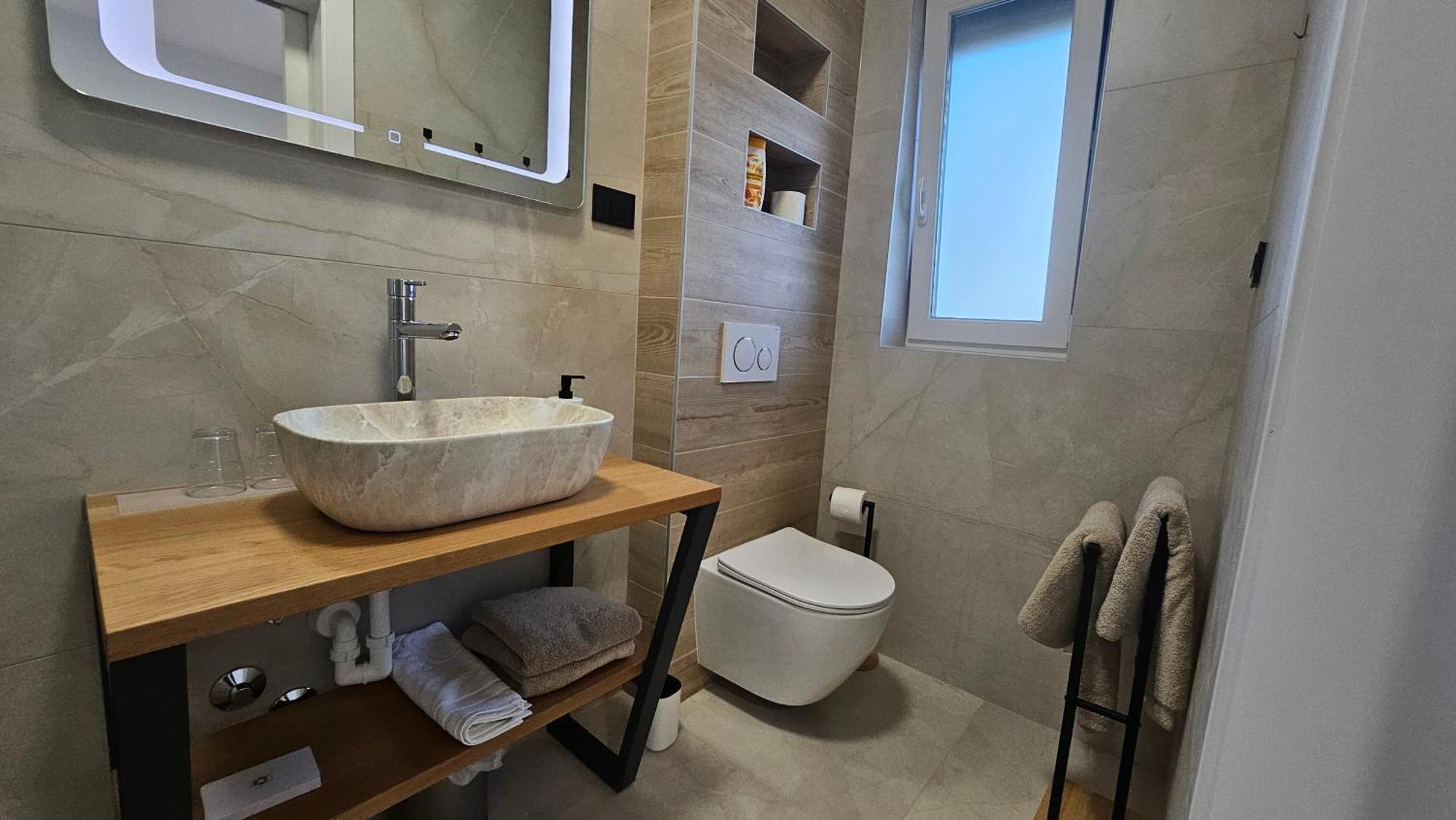 Richi Rooms & App Funtana Bagian luar foto