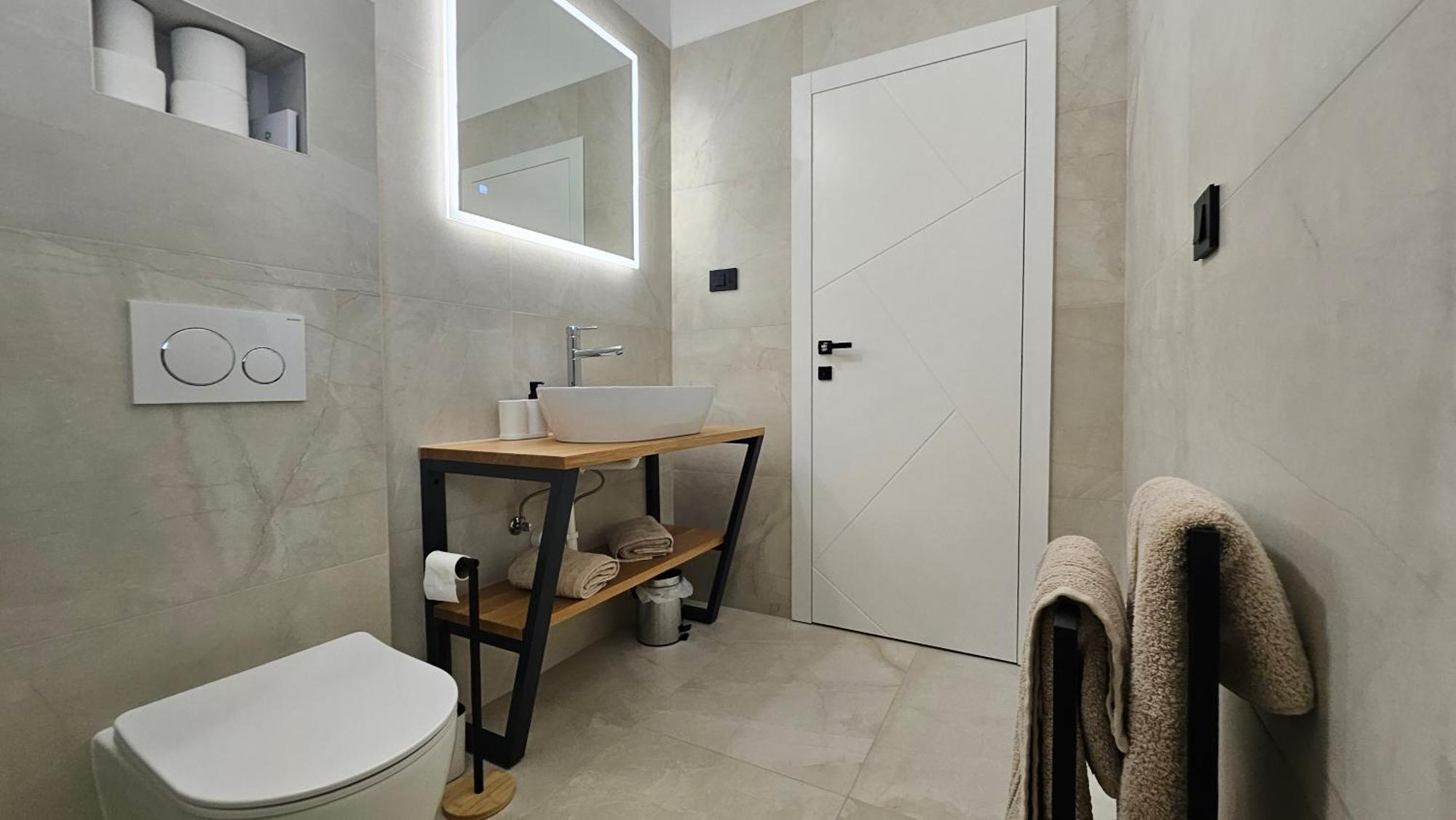 Richi Rooms & App Funtana Bagian luar foto
